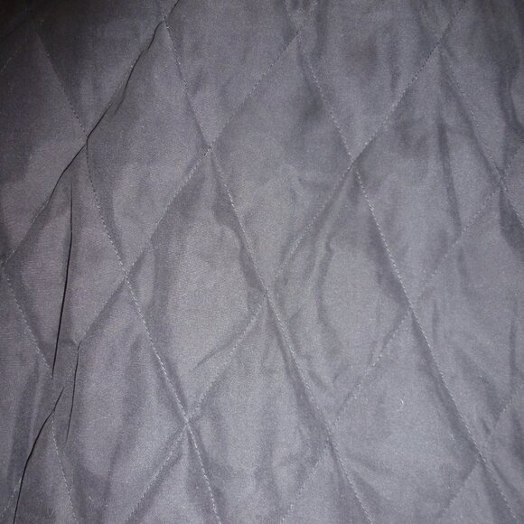 Reversible Vest - Picture 6 of 15